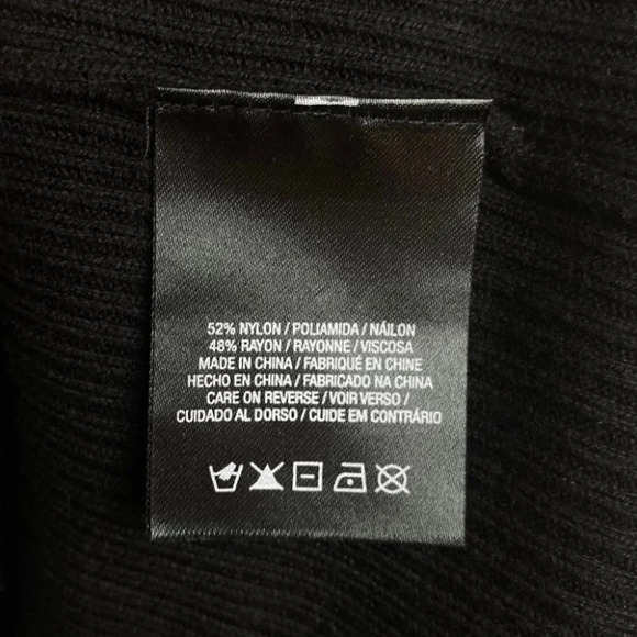 T Tahari Black  Ribbed Long Sleeve Top with Silver Beads - Picture 8 of 8